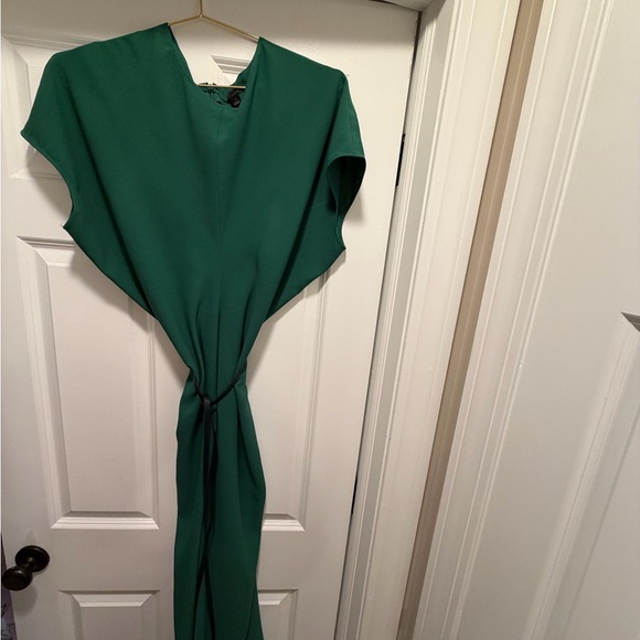 Crepe Column Midi Dress - Picture 2 of 3